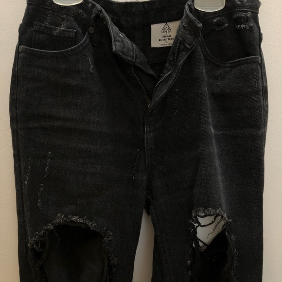 Ripped black mom jeans - Picture 4 of 5